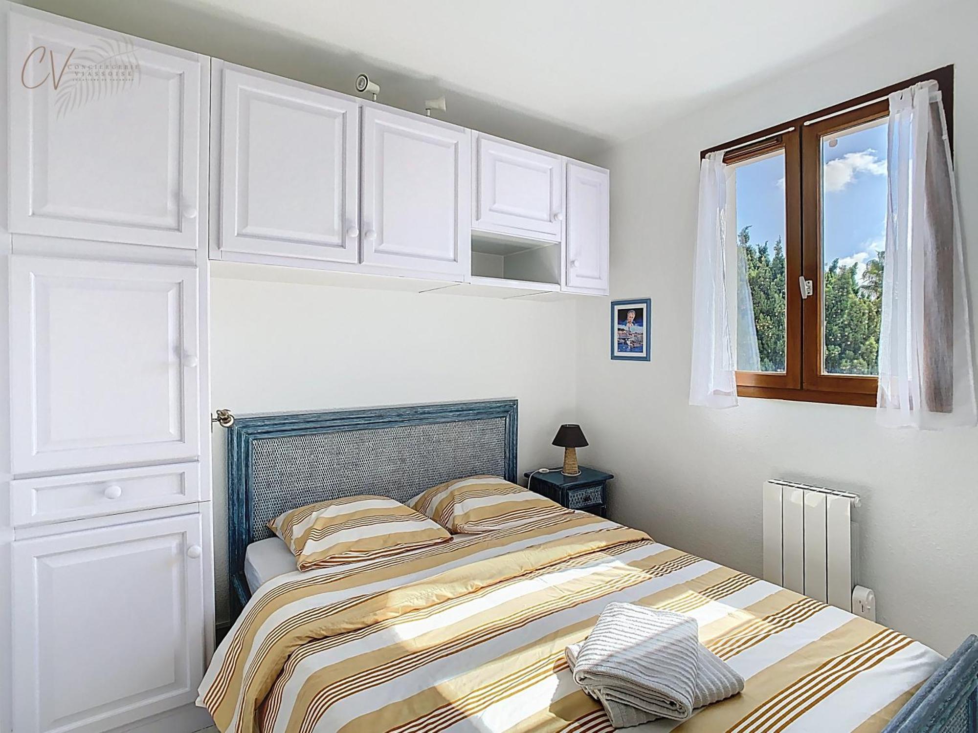 Petit Coin De Paradis Dans Residence Avec Piscine Vias Extérieur photo