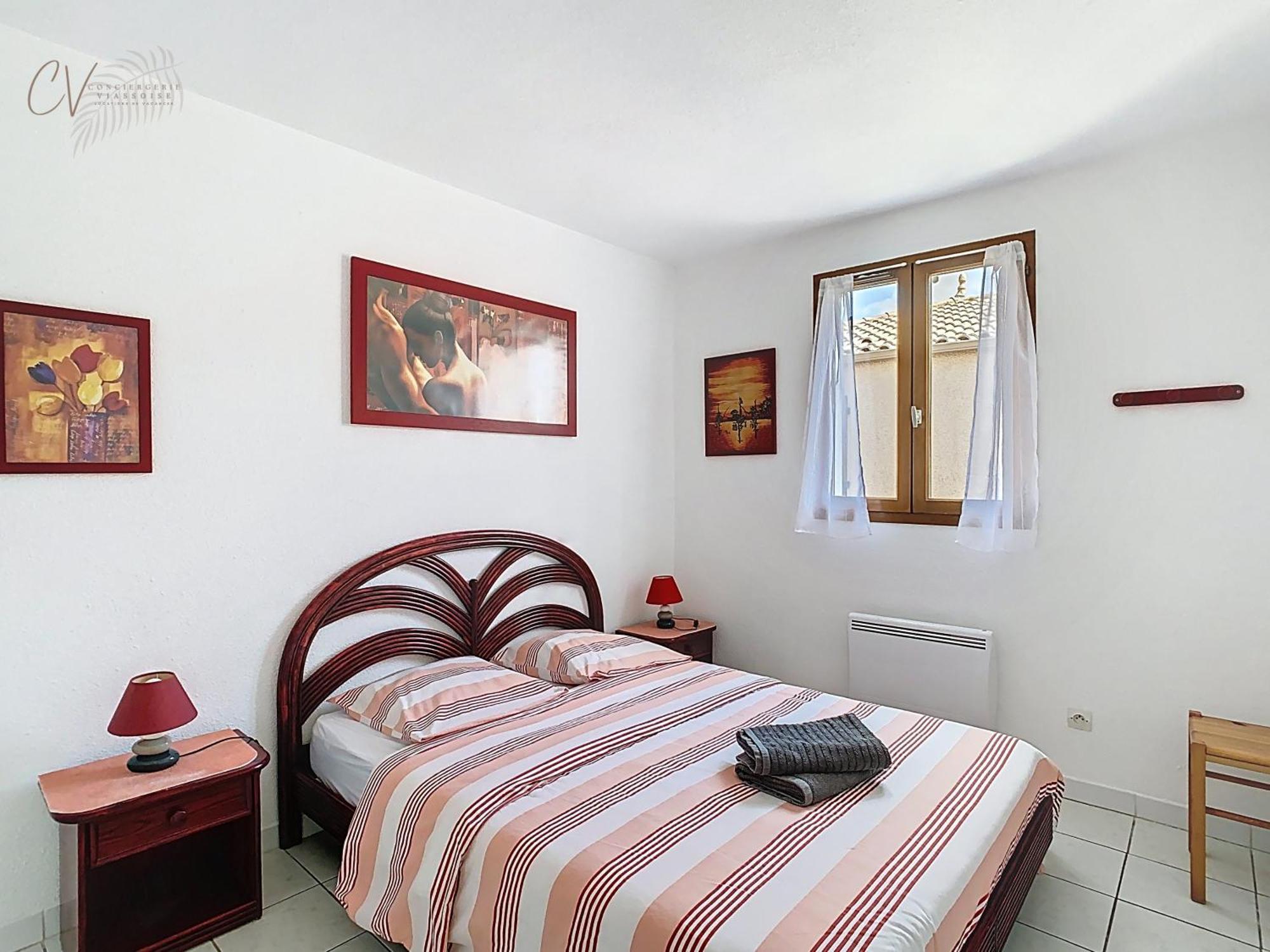 Petit Coin De Paradis Dans Residence Avec Piscine Vias Extérieur photo