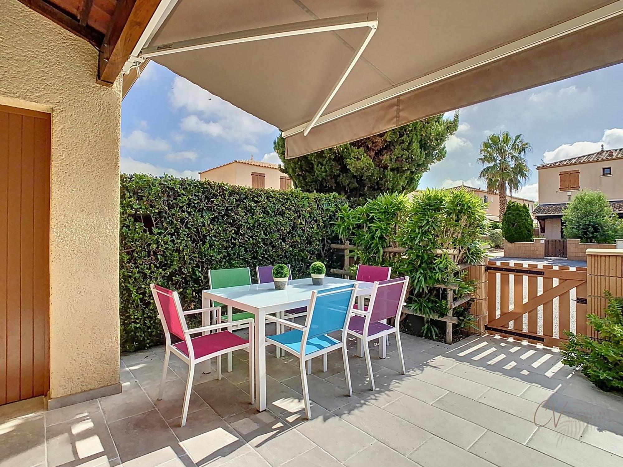Petit Coin De Paradis Dans Residence Avec Piscine Vias Extérieur photo